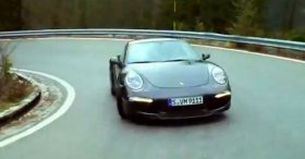 Porsche 911 Carrera 4S (On Wet Roads New 2013)