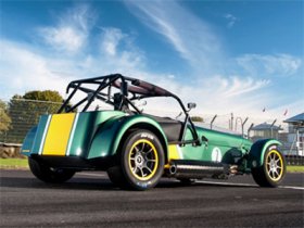  Caterham     -