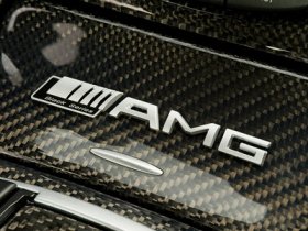 Aston Martin будет пользоваться моторами AMG