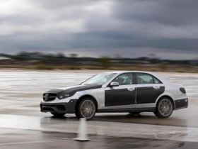 Mercedes-Benz E 63 AMG      