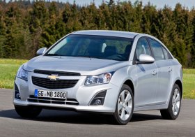 Chevrolet Cruze   -