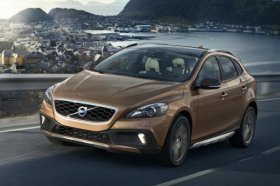   Volvo V40     