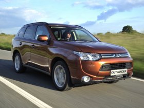   Outlander  Mitsubishi