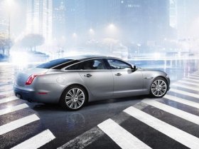  Jaguar XJ   