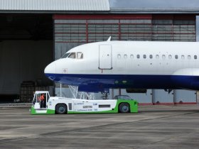 Scania создаст моторы для самолетных тягачей