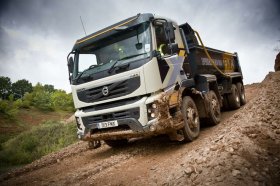 Volvo    Volvo FMX 8x4