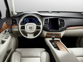 Volvo показала интерьер обновленного автомобиля XC90