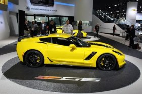 Chevrolet Corvette Z06 - самая мощная модель в истории компании GM Chevrolet Corvette Z06 - самая мощная модель в истории компании GM