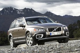 Volvo XC70 -      