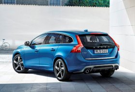  Volvo V60 Plug-in Hybrid   Polestar