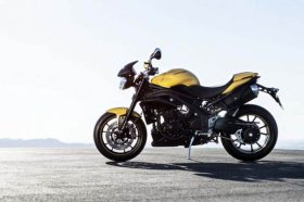 Представлен новый мотоцикл Triumph Speed Triple 94