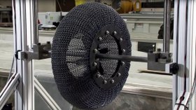 Ученые НАСА разработали титановые шины