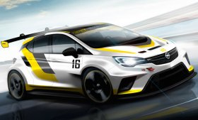Автомобиль Opel Astra подготовили к гонкам Автомобиль Opel Astra подготовили к гонкам